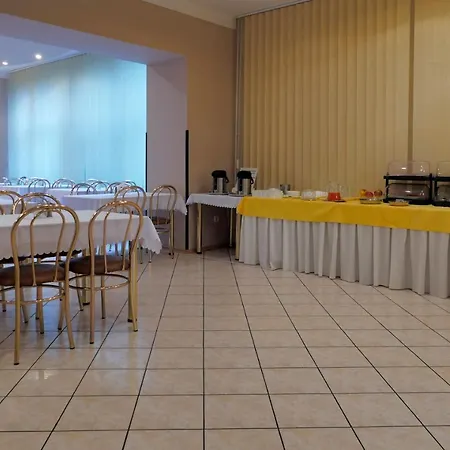 Chemik Hotel 2*